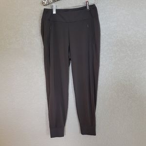 Athleta tapered fit joggers size 6P